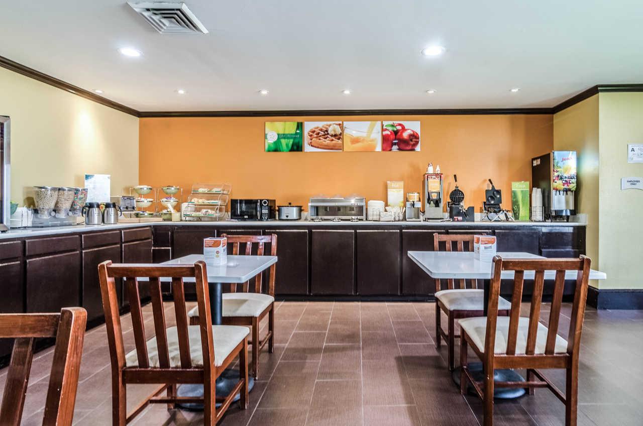 Quality Inn Whiteville North Екстер'єр фото